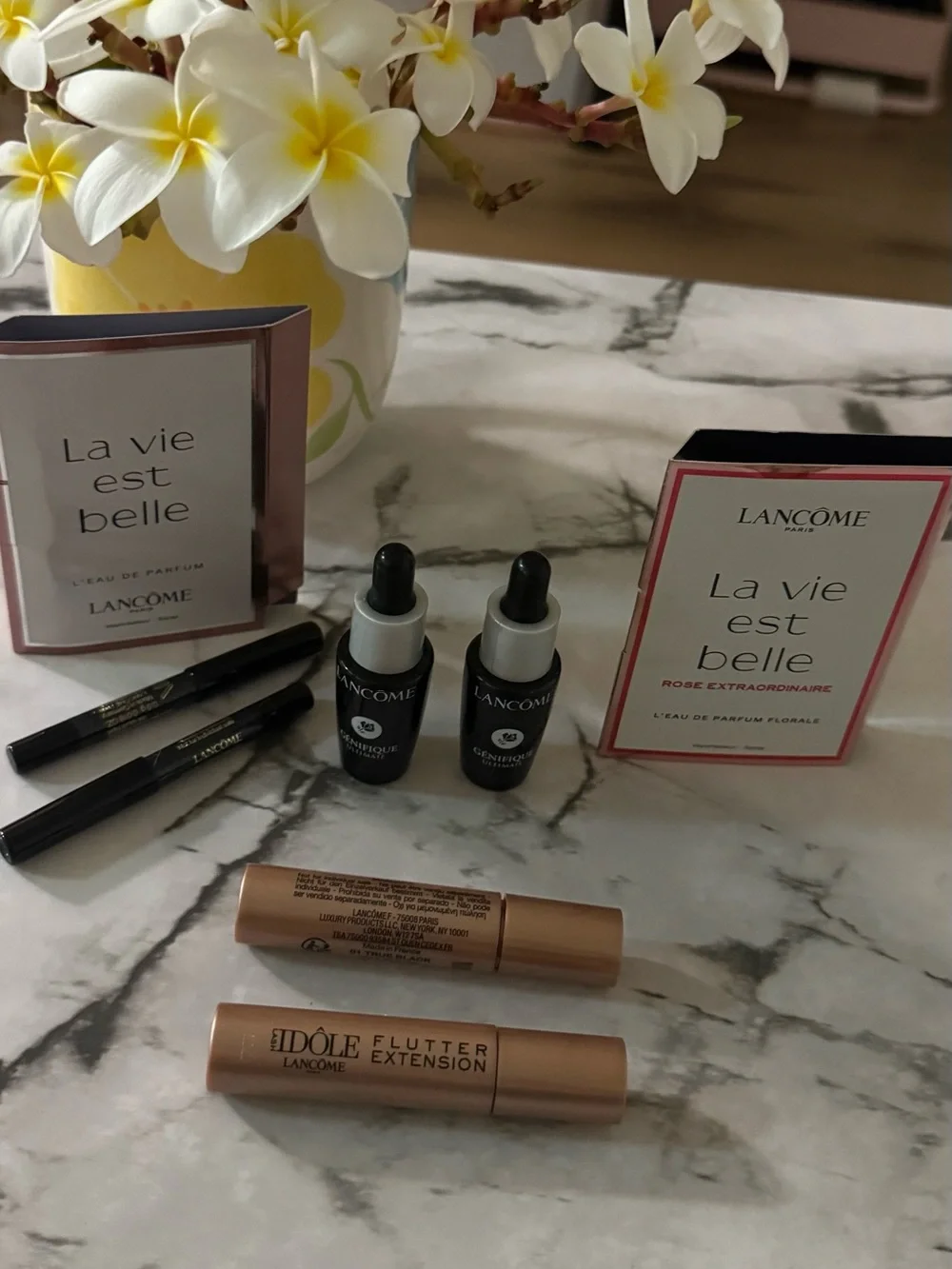 Lancôme Serum,Mascara,Eyes pencil ✏️, Parfumerie travel set.